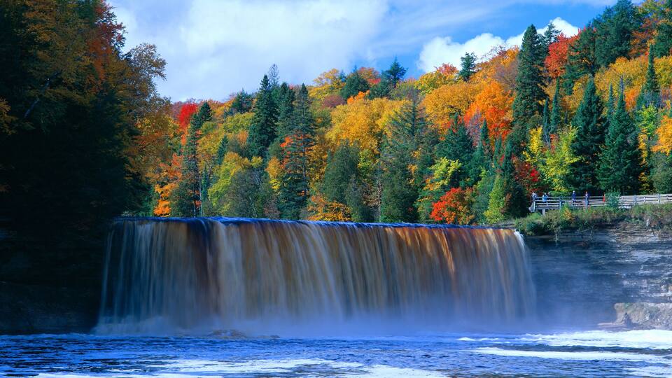 Tahquamenon Fall State Park. Inspired Longfellow's Song of Hiawatha. Michigan