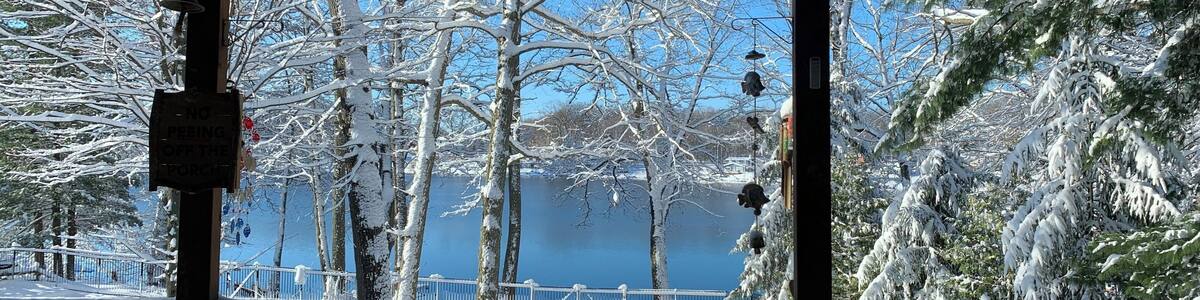 9 1/2 inches of snow 4-14-19