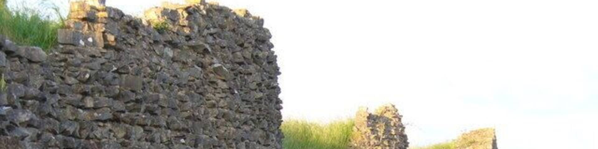 South Walls, Caerwent Substantial Roman remains around the former Roman town of Caerwent. These walls are about 12-15 feet high where the stonework remains. http://www.roman-britain.org/places/venta_silurum.htm