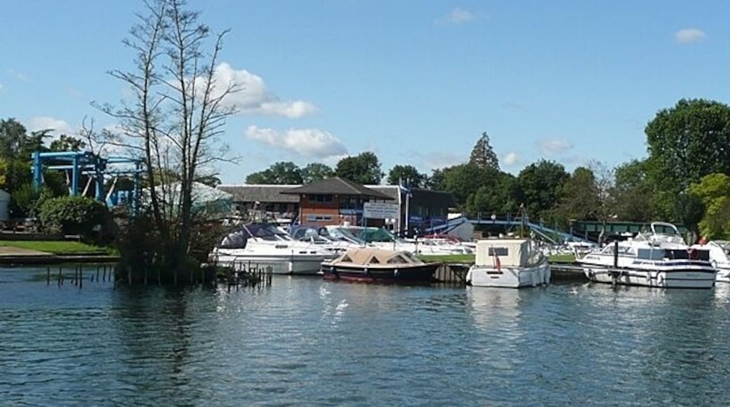 Wargrave Marina On the south bank of the river close up to Shiplake railway bridge. Accessiblke by road from Waterman's Way off Station Road.