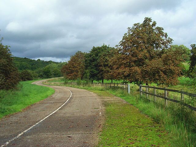 Private road, Medmenham The private road accessed the former Water Research Centre. Here it is a short distance south of the A4155.