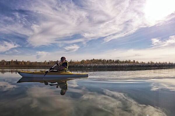 Kayaking on Gull Lake, Alberta. Still water and blue skies make us happy campers.
#ExploreAlberta #Canada