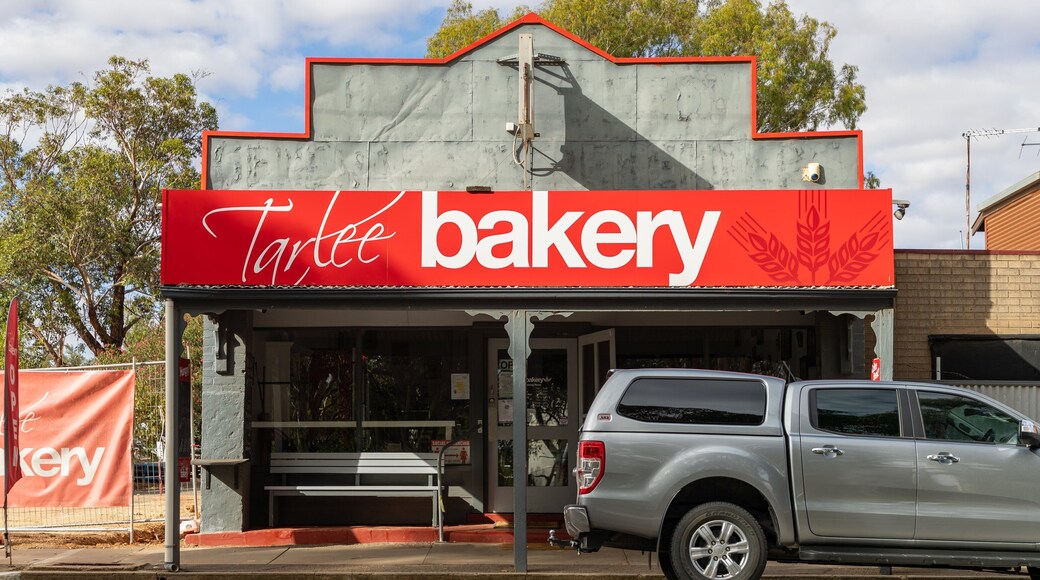 Tarlee showing signage