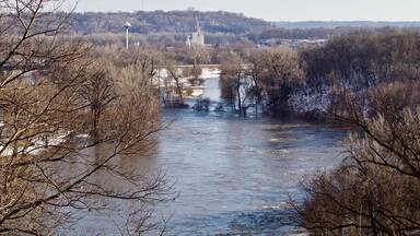 Minnesota River Floods Banks