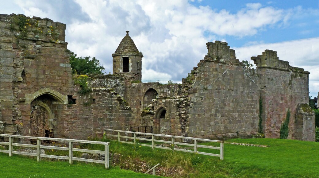Spofforth Castle