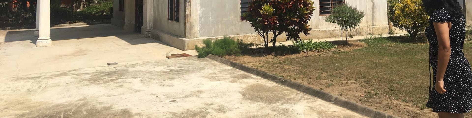 This is not a haunted house but a quaint chapel that hosts a close knit Catholic community In the East Coast town of Kuala Krai in Kelantan.
This Kampung house on Jalan Geale was donated to the Catholic community in that town by a doctor who served the townsfolk, before he returned to Australia in the late 1950s.
Today it struggles to remain relevant due to a dwindling congregation and years of flood damage.
More: https://wp.me/p7CVI8-1Ch