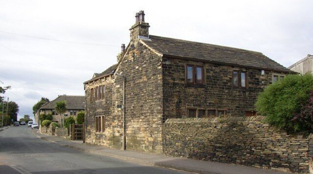 Botany Lane, Lepton This is near the junction with Knotty Lane, and this area seems to have been the main hamlet of Lepton, as it is called Great Lepton on the 1850 map, and had the most houses. Other hamlets include Lidgate, Little Lepton, Rowley and Bogden (by the Sun Inn).