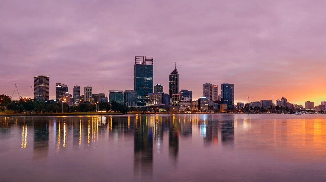 Spectacular sunrise over the city of Perth, Australia