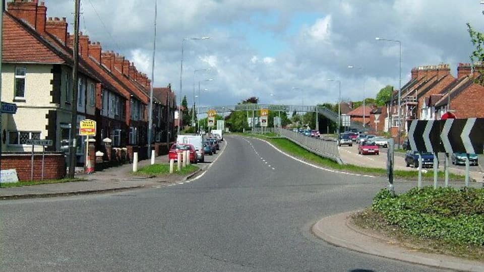Dordon on the A5. This is the busy A5 looking towards Tamworth.