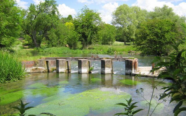 The Old Sluice on River Kennet at Axford Photograph taken from the wooden footbridge.