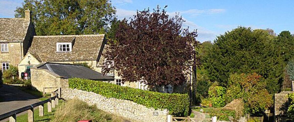 Postbox, Duntisbourne Abbots