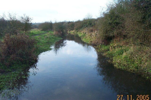 River Gade, Croxley Common Moor. Viewed looking south westwards and downstream, the Grand Union Canal is just beyond the bushes on the right.