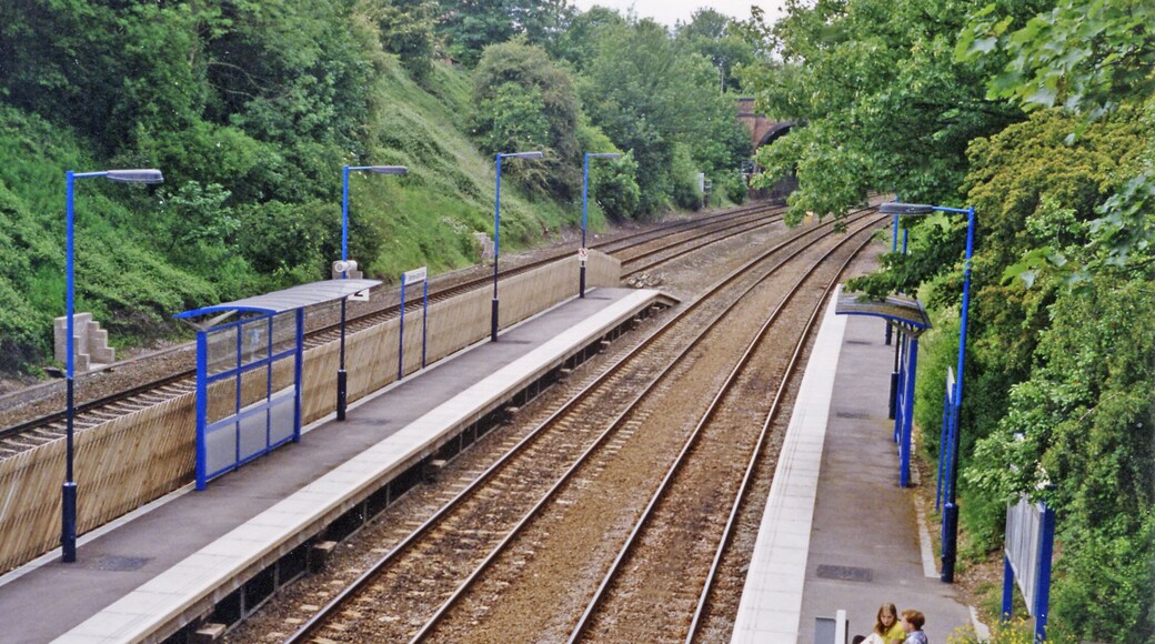 The new (1994) station at Barrow-upon-Soar. View NW, towards Derby, Chesterfield and the North. These platforms on the Slow lines of the ex-Midland London St Pancras - Leicester and the North main line were opened on 30/5/94, replacing the original station a half mile further NW, which was closed on 4/3/68