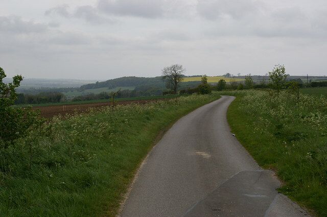 Middlegate Road Middlegate near Bonby Top Farm.