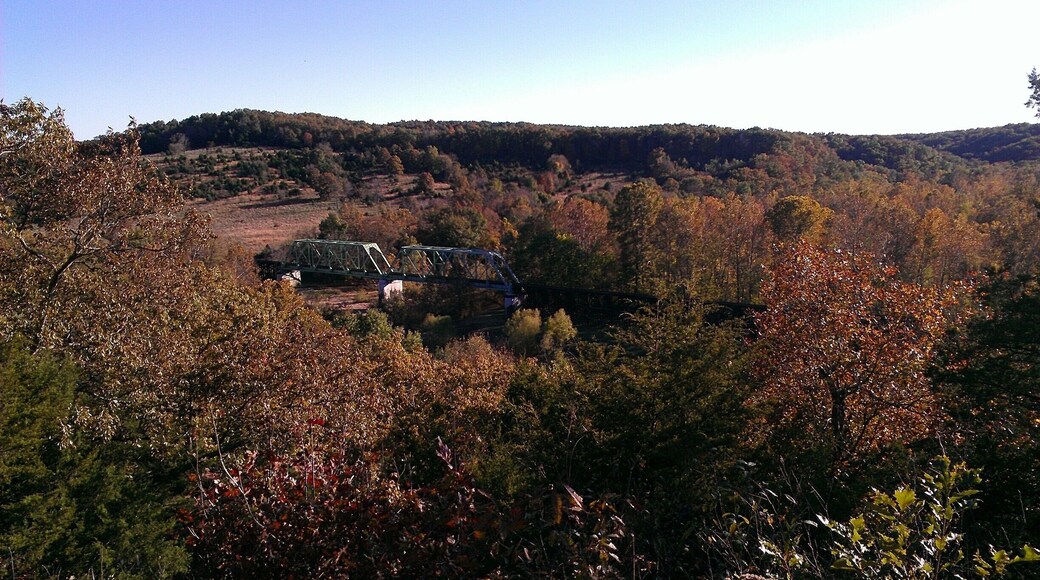 Historic Route 66 overlook in Devil's Elbow, MO