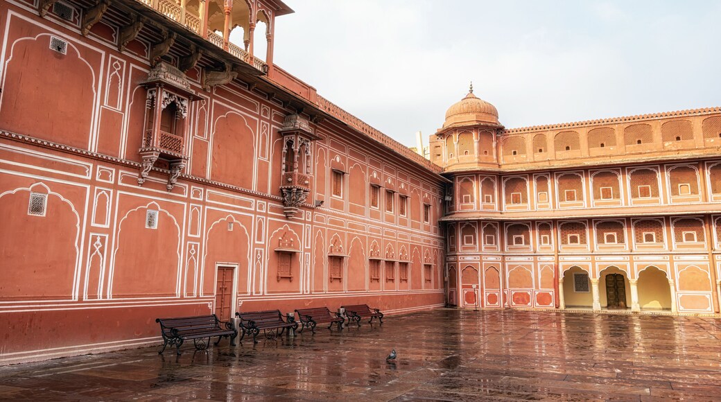 sarvato bhadra diwan e khas courtyard