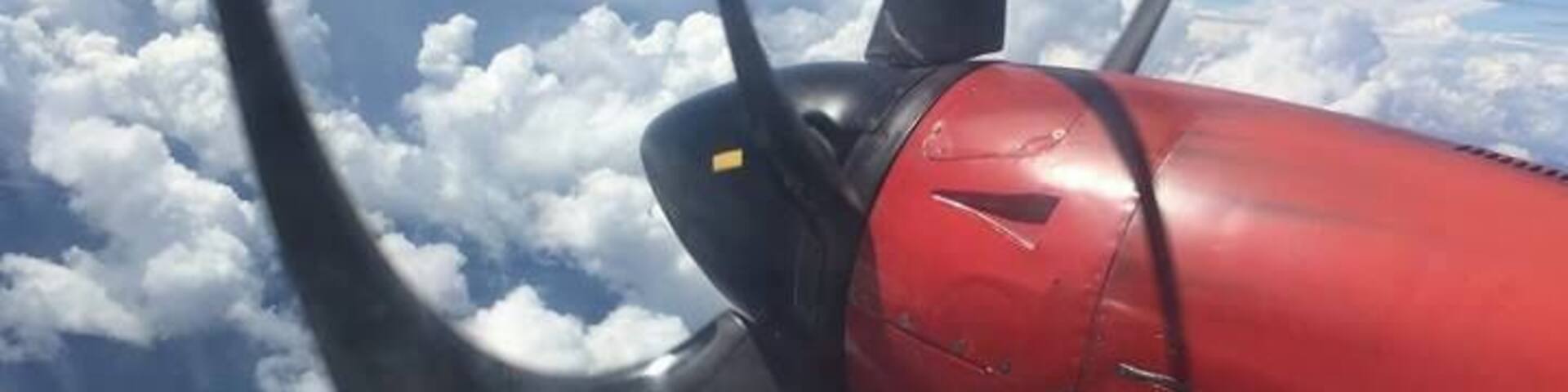 Sarpa airplane ...flying to La Macarena