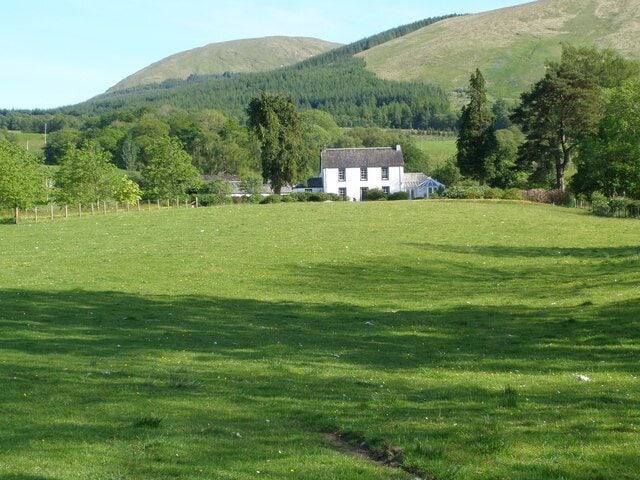 Ardno House from the estate road
