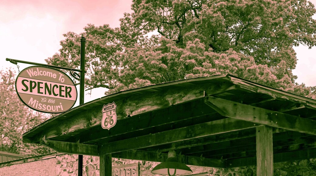 Route 66 - Spencer, MO: Village on Route 66 known for classic 1930âs store, station and barbershop.