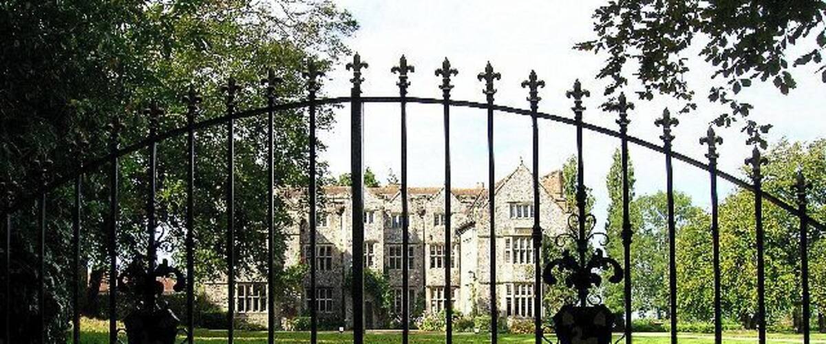 Streat Place, Streat. Elizabethan manor house in the village of Streat. Looking west from Streat Lane.