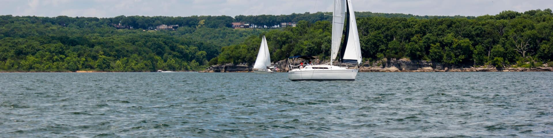 Sailing Stockton Lake, Missouri
