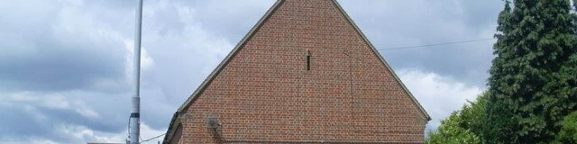 Yardley Hastings Telephone Exchange This red-brick TE is located off a layby on the A428 Northampton Road. Its postcode is NN7 1HA.