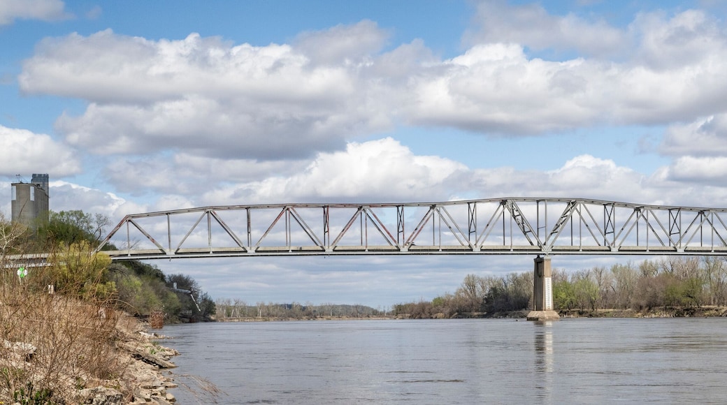panoramic view of the Brownville truss ridge over the Missouri River on U.S. Route 136 from Nemaha County, Nebraska, to Atchison County, Missouri