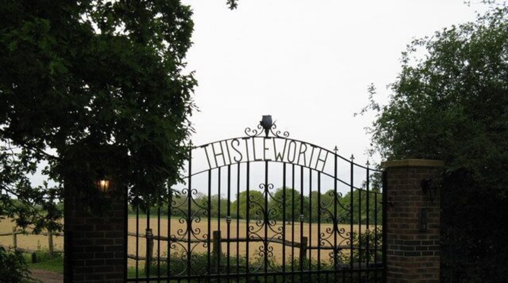 Wrought iron gate to Thistleworth