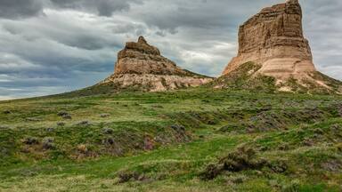 Courthouse & Jailhouse Rock Formations In Nebraska