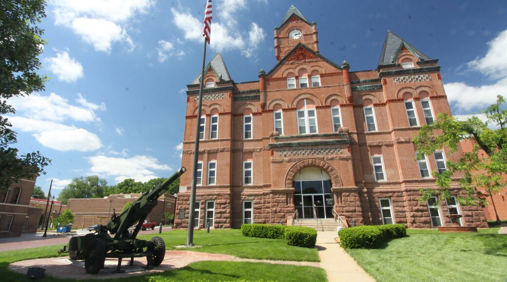 Cass County Courthouse