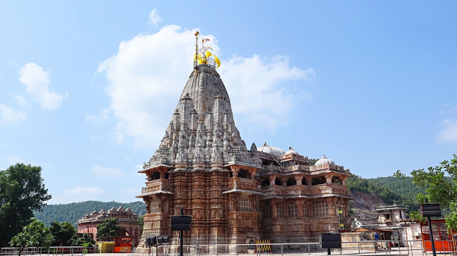 Carved Mandapa of Shamlaji Vishnu Temple, Aravalli District, Gujarat, India.