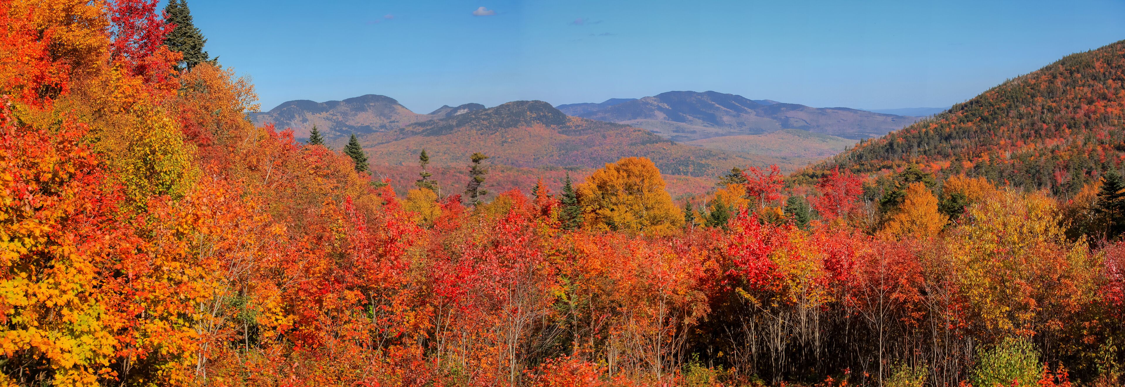 Scenic view of White mountain national forest in New Hampshire along Kancamagus highway.