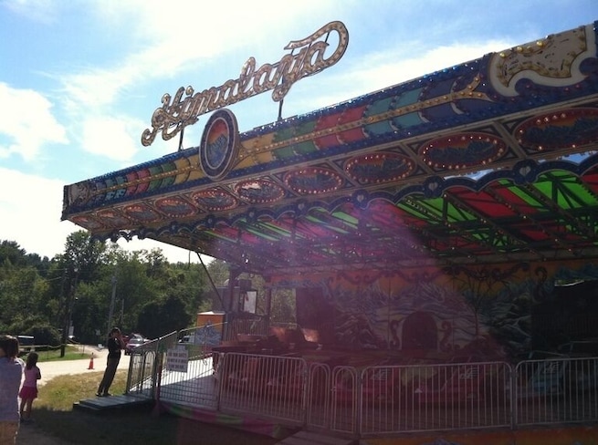 This was a ride at Salisbury beach back in the 80's, we saw it traveling with the Hillsborough Fair.