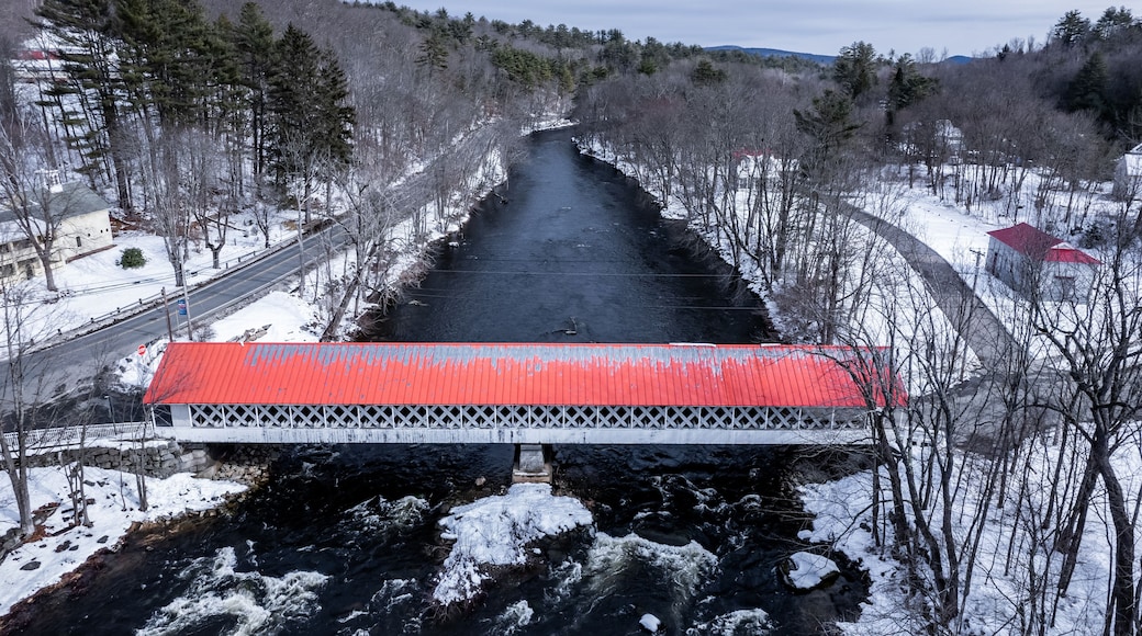 covered bridge in winter
-Ashuelot Covered Bridge, Winchester, New Hampshire