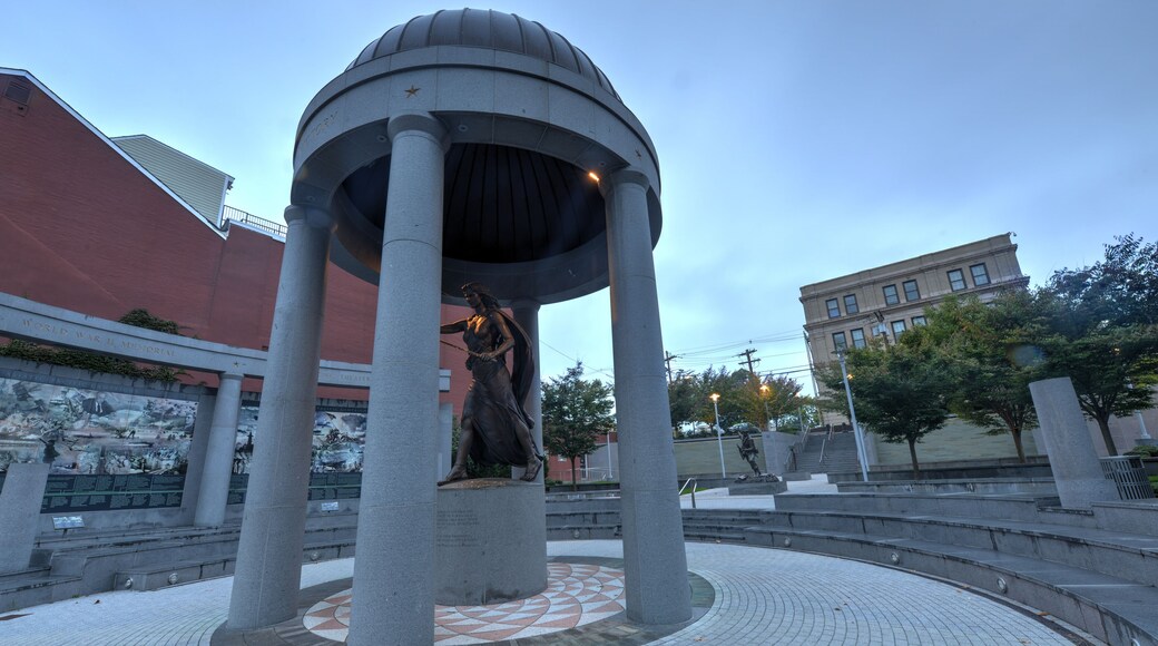 World War II Memorial - Trenton, New Jersey