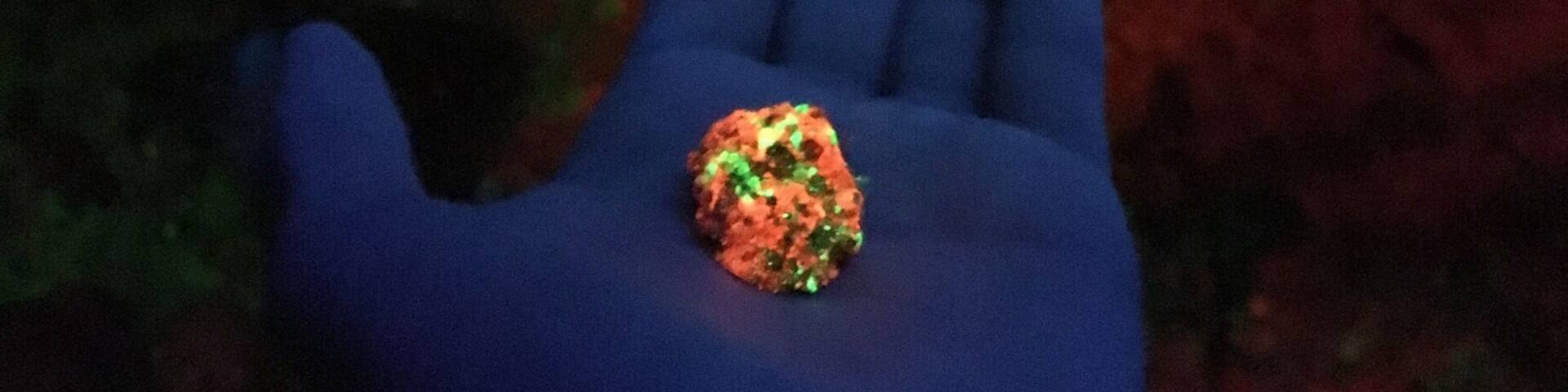 Checking out the fluorescent minerals at the Sterling Hill Mine! A great place to go if you're touring New Jersey!