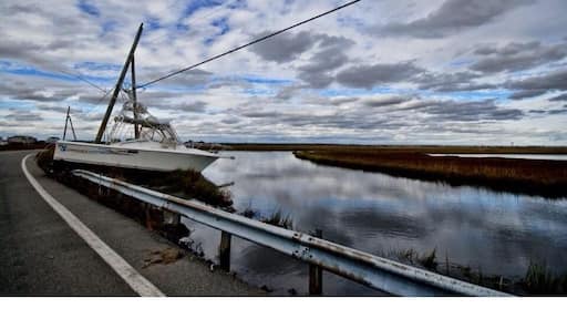 This was taken right after hurricane sandy. Much of the shore has been rebuilt but there is still a lot that has to be fixed
#roadtrip
#waterlust