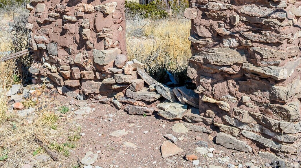 Lake Valley was a silver-mining town that thrived from 1881 to 1893.