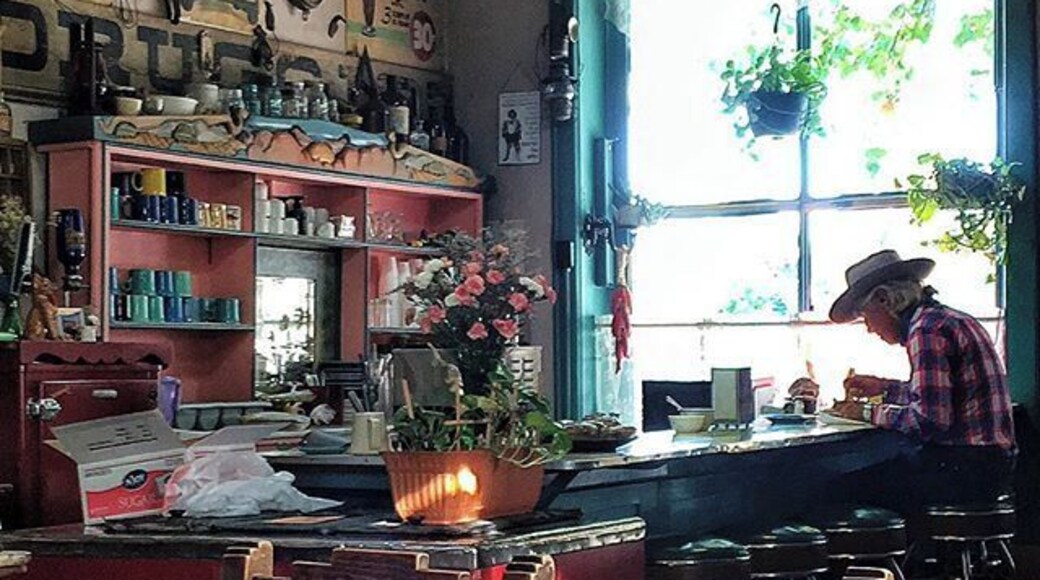 Quaint general store for a breakfast stop while roadtripping from Las Cruces to Albuquerque