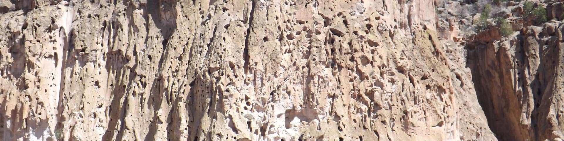 Bandelier National Monument preserves the homes and territory of the Ancestral Pueblo People. Most of the pueblo structures date to two eras, in total from 1150 to 1600. It was once inhabited by the ancient Puebloans (incorrectly known as the Anasazi), the ancestors of some of the modern-day Native American pueblos of northern New Mexico. For some unknown reason, probably related to drought and decline in agriculture, the Puebloans abandoned this site, but the area is still honored by the present-day Pueblo people. #hiking