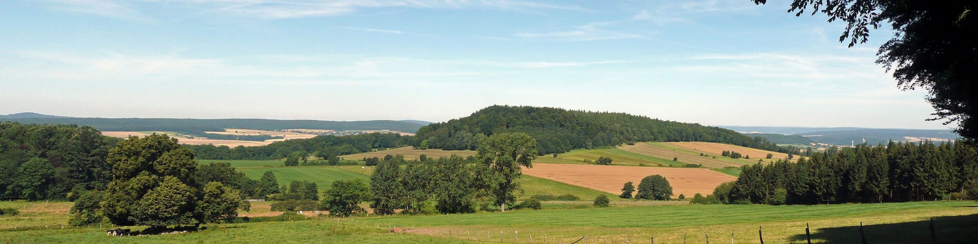 The Dransberg near Dransfeld seen from SE, Landkreis Göttingen, South Lower Saxony, Germany.