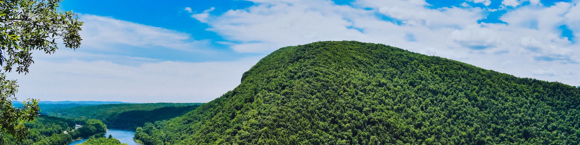 The View From Atop Mount Tammany at the Deleware Water Gap