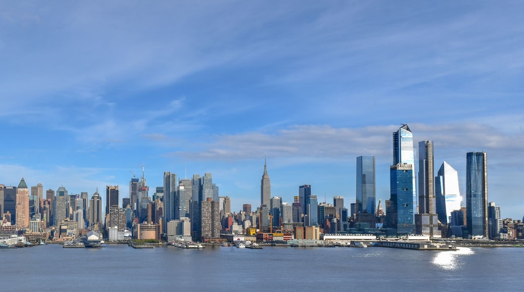 Manhattan Skyline from New Jersey