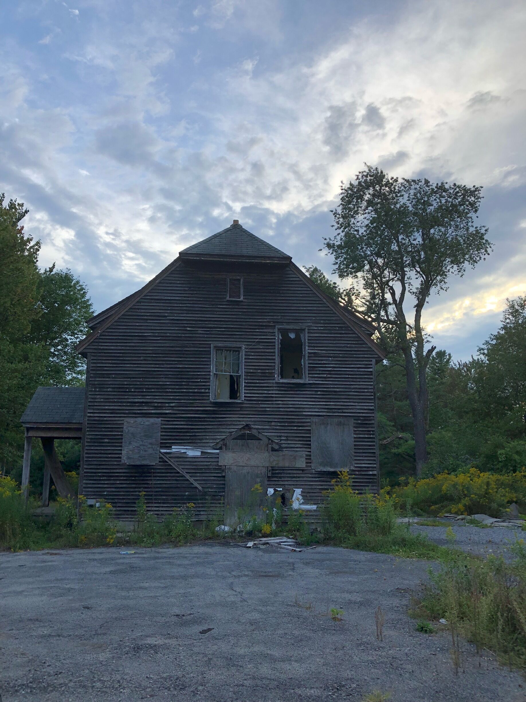 This is the haunted house right next to the old asylum very spooky fun!