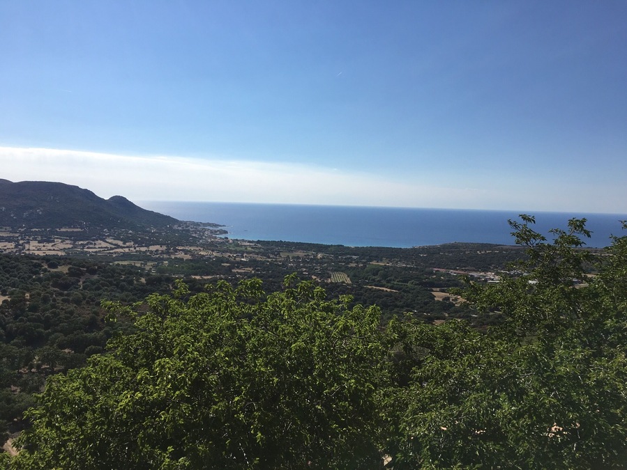 View down to Algajola beach!
