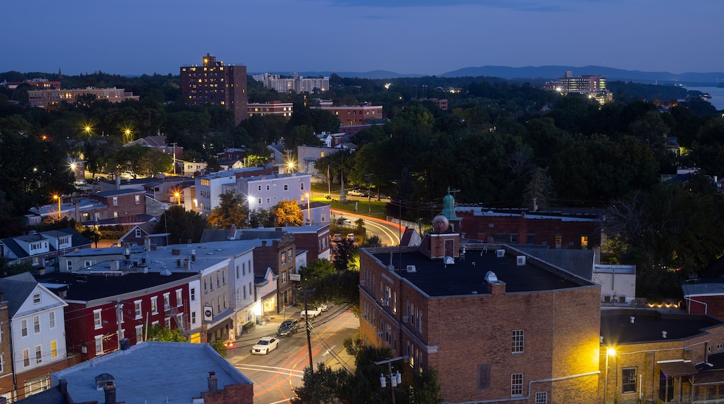 Hudson Valley Nights
