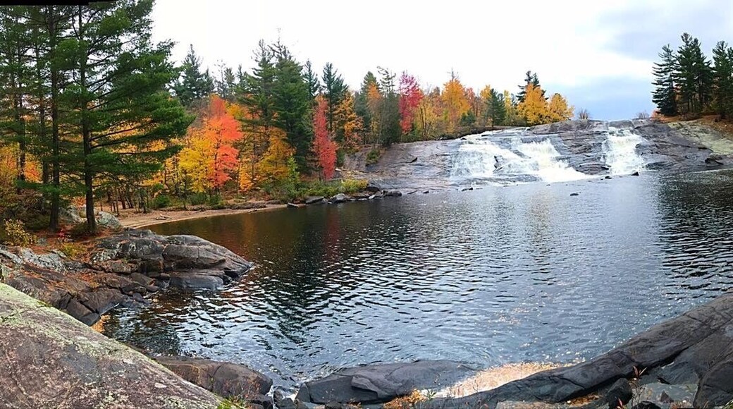 spectacular spot in the Adirondacks, the scenery was breathtaking. The falls too 😉