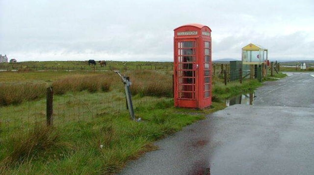 Telephone Box and Bus Shelter At the junction of the A865 and Kallin road on Grimsay.