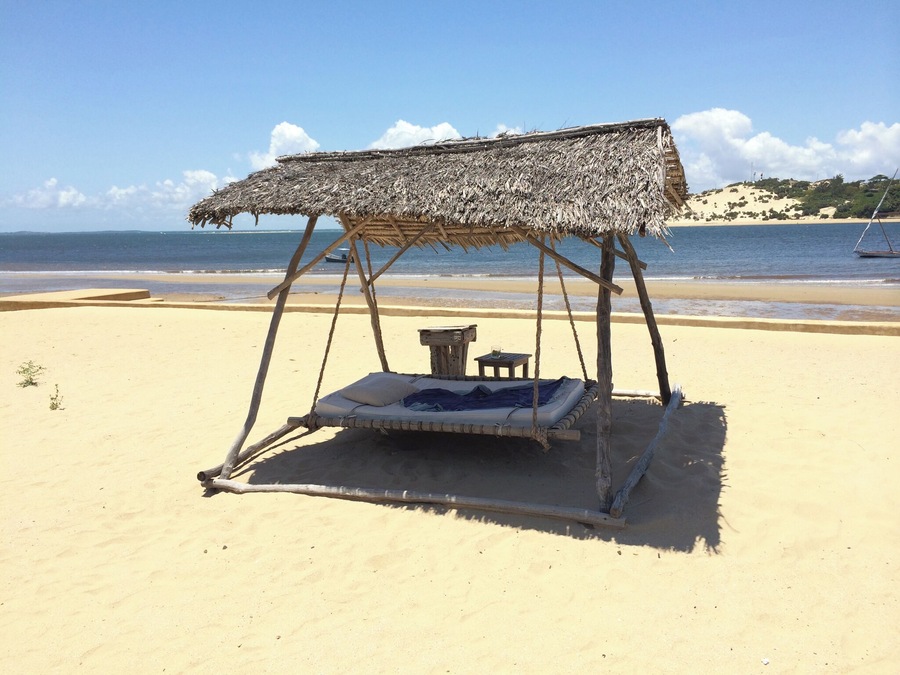 Manda Island is a secluded island off the coast of Lamu, Kenya. The perfect place to relax and spend wonderful afternoons enjoying the cool ocean breeze while lounging on these bed swings.