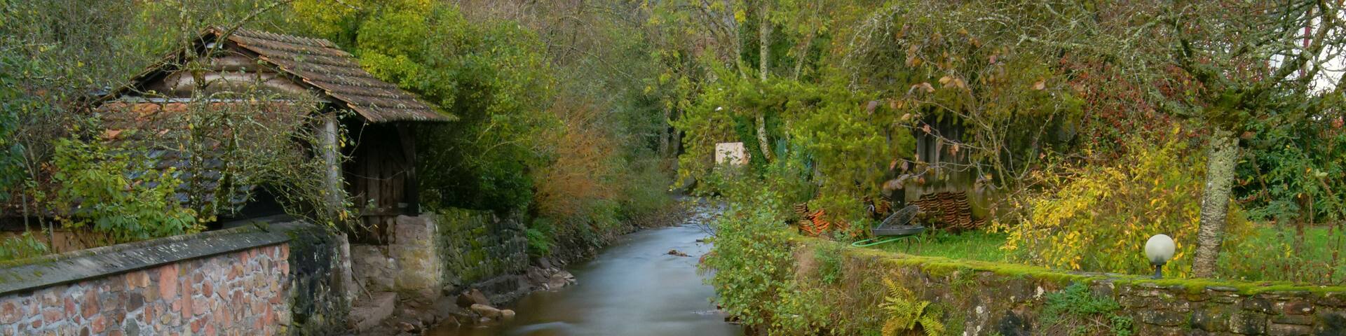 This file was uploaded with Commonist. La Rougegoutte, à Rougegoutte. Photo réalisée avec un filtre ND400.